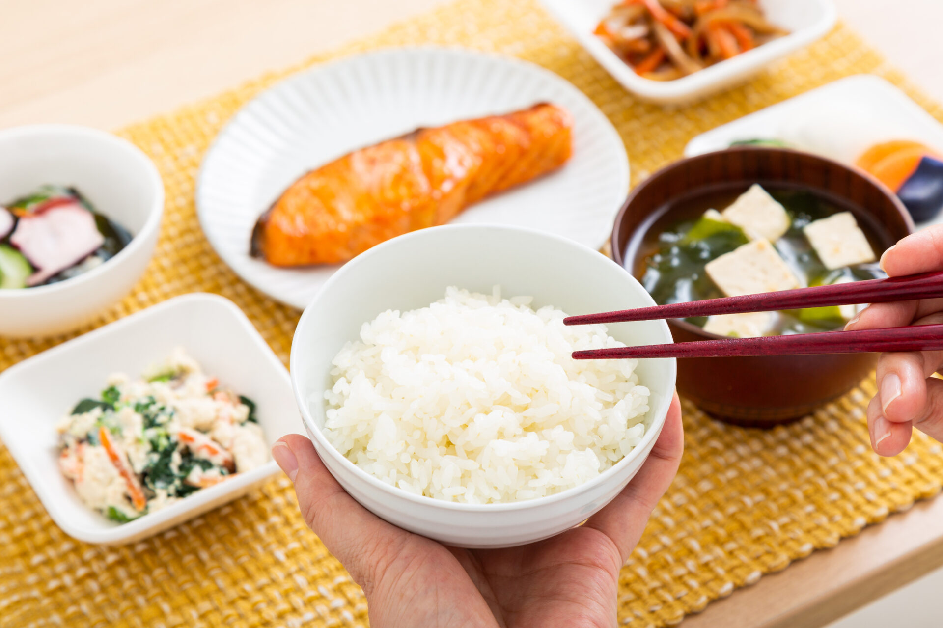 乾燥肌を改善する食事としてのインナーケアとは？