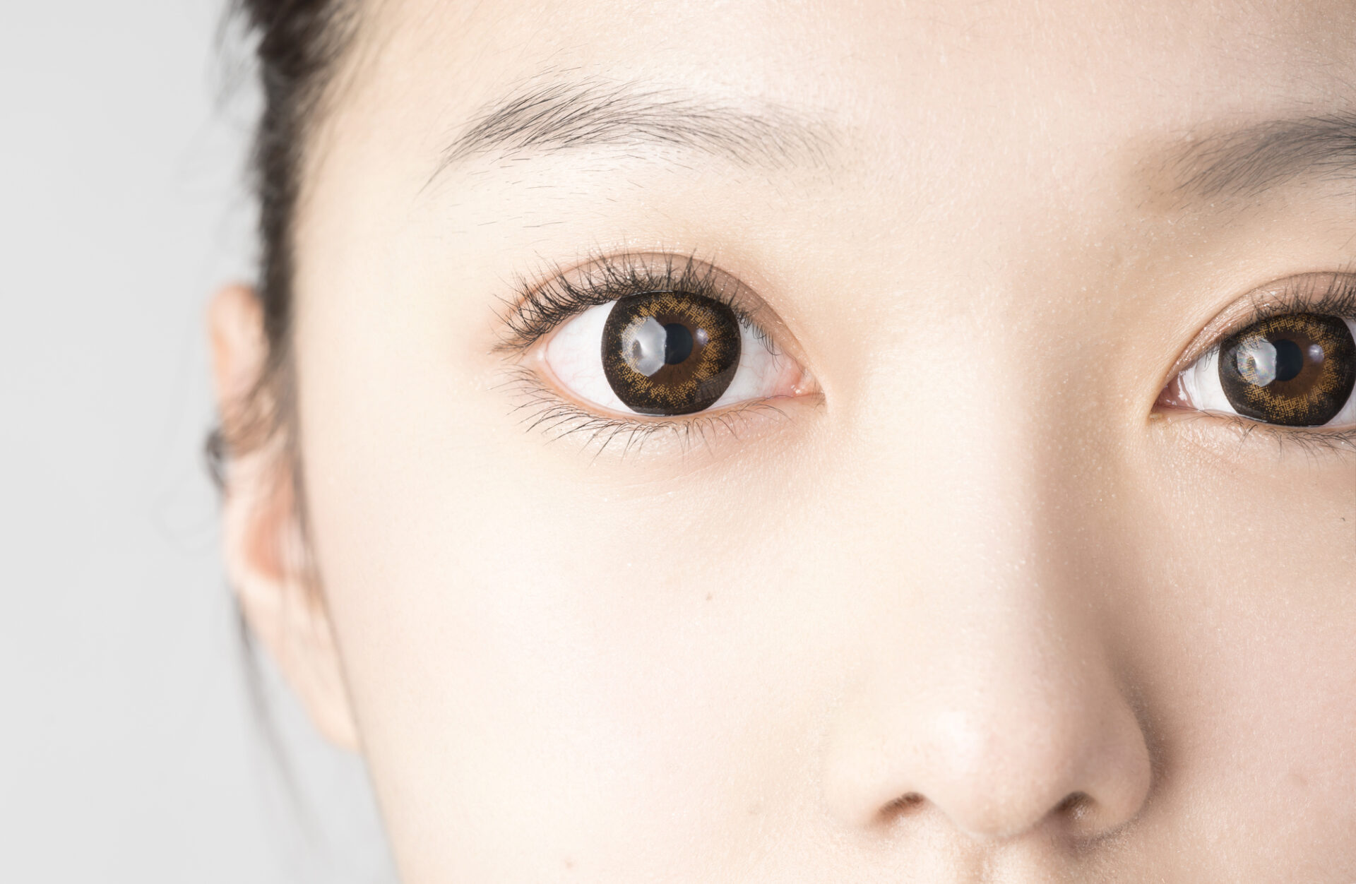 まつ毛の切れ毛の原因とは？自宅でできる簡単ケア方法を解説！